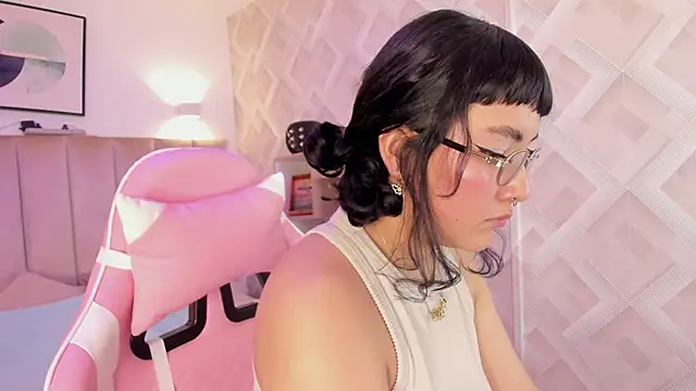 Haru Bonny online show from 11, 2, 2026