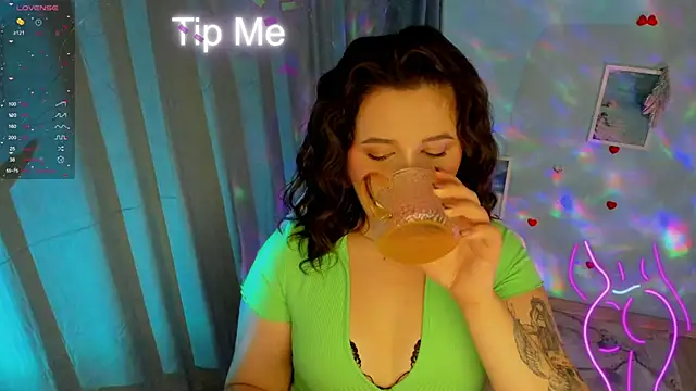 Lei White online show from 25, 9, 2025