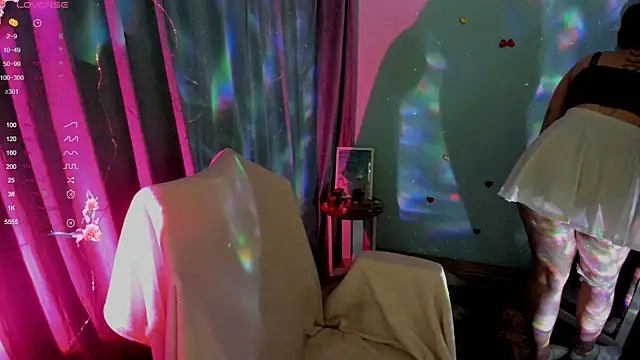 Lei White online show from 6, 11, 2025