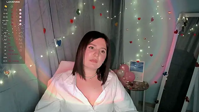 Lei White online show from 12, 2, 2025