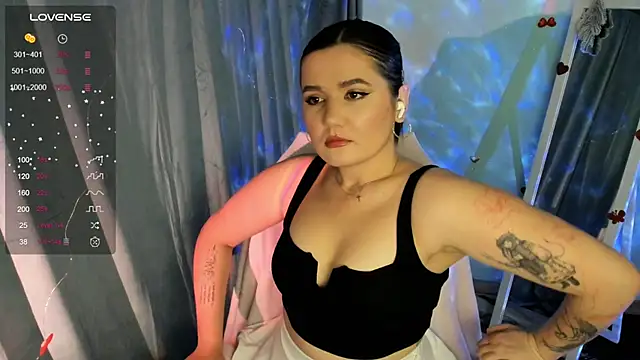 Lei White online show from 9, 10, 2025