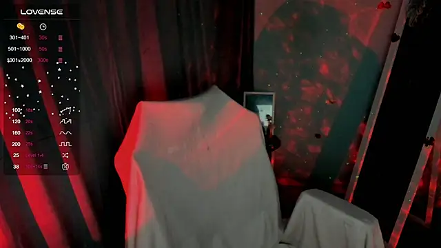 Lei White online show from 10, 10, 2025