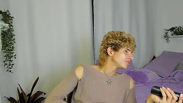 santy-kitty online show from 28, 9, 2025