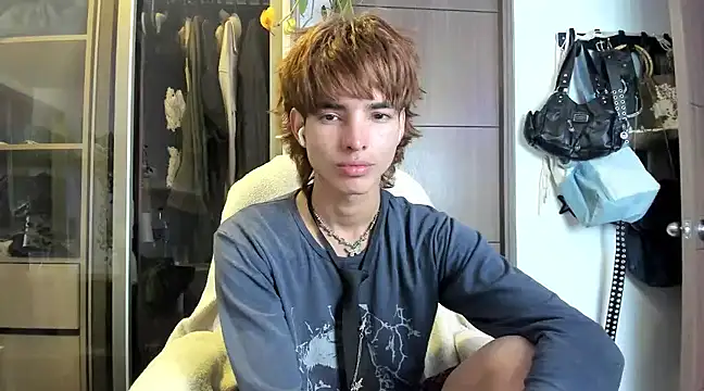 santy-kitty online show from 25, 1, 2025