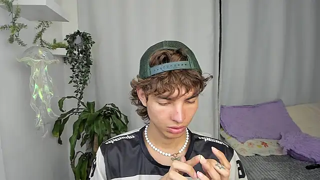 santy-kitty online show from 22, 12, 2025