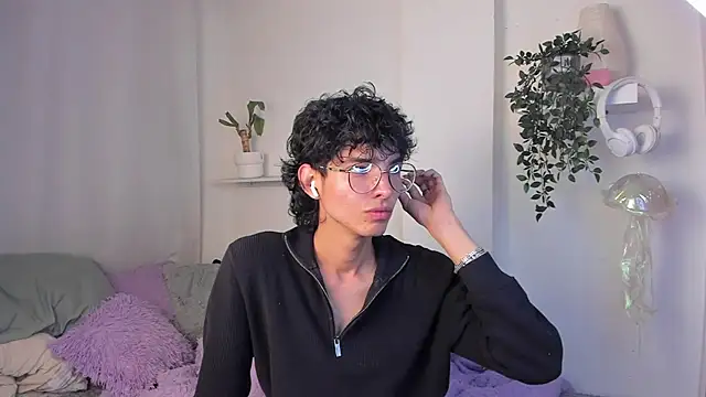 santy-kitty online show from 15, 2, 2026