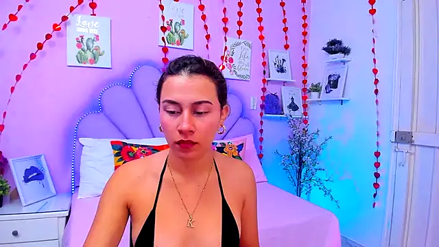 HannaPretthy online show from 13, 2, 2026