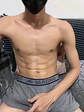 Snapshot of kingcock010 chatting on 6, 3, 2025 kingcock010 online show from 6, 3, 2025