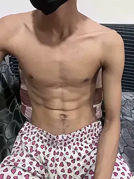 Snapshot of kingcock010 chatting on 22, 2, 2025 kingcock010 online show from 22, 2, 2025