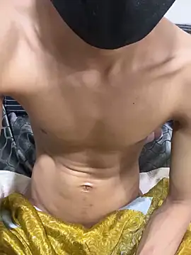 Snapshot of kingcock010 chatting on 3, 3, 2025 kingcock010 online show from 3, 3, 2025