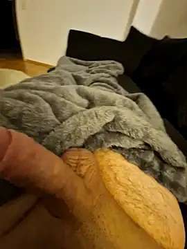 SexKing18x5 online show from 4, 2, 2025