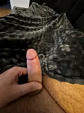 SexKing18x5 online show from 25, 1, 2025