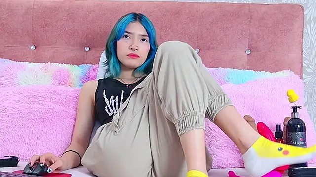 AlliciaKim online show from 25, 9, 2025