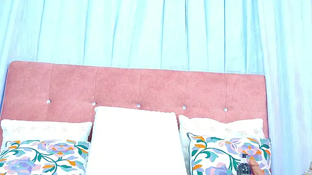 AlliciaKim online show from 16, 11, 2025