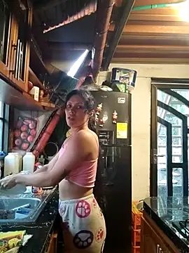 Snapshot of amazonafit_ chatting on 28, 11, 2025 amazonafit online show from 28, 11, 2025