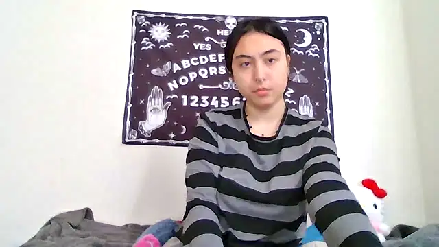 Valentineyittk online show from 25, 12, 2024