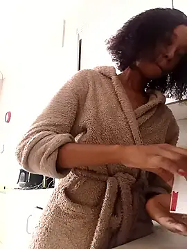 02Boitybaby online show from 12, 1, 2026