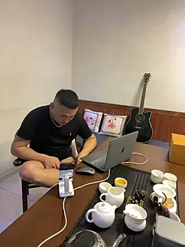 Snapshot of ShaoZian_1 chatting on 2, 11, 2025 ShaoZian 1 online show from 2, 11, 2025