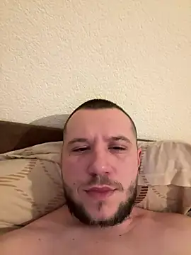 Snapshot of klydick chatting on 23, 12, 2024 klydick online show from 23, 12, 2024