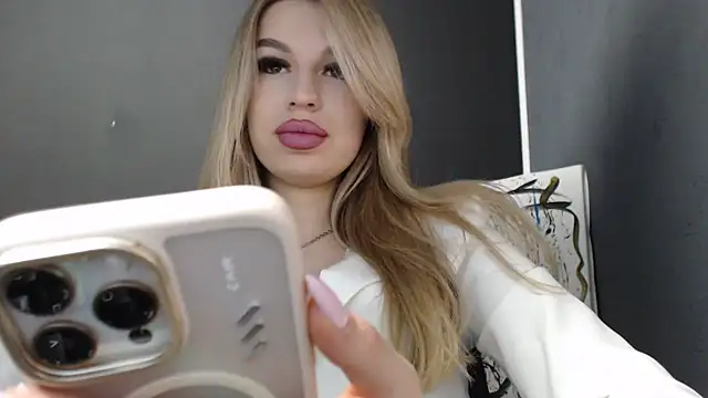 Snapshot of Your_Jessy chatting on 23, 5, 2026 Your Jessy online show from 23, 5, 2026