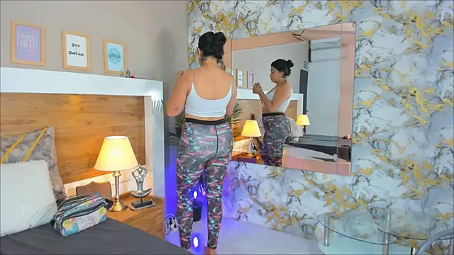 EmaBakker online show from 14, 3, 2025