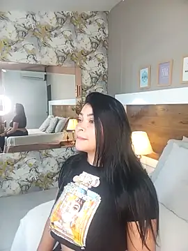 EmaBakker online show from 22, 12, 2025