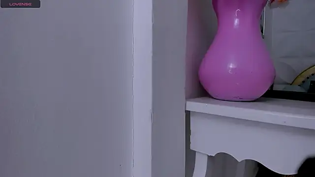 eimy skinny online show from 6, 2, 2025