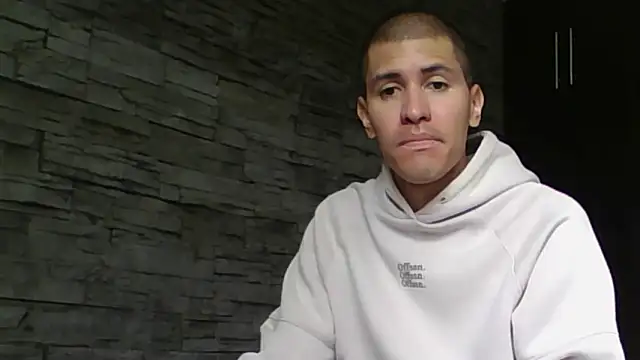 Snapshot of Sexylatin64 chatting on 9, 6, 2026 Sexylatin64 online show from 9, 6, 2026