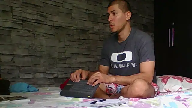 Sexylatin64 online show from 22, 2, 2026