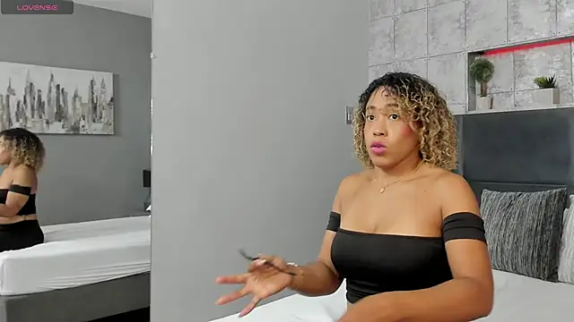 Lana-Gross online show from 6, 10, 2025