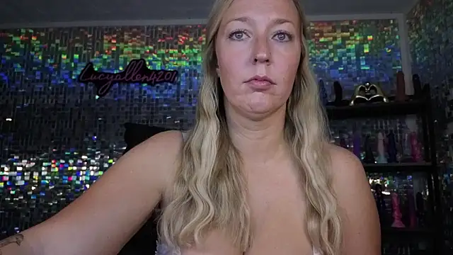 lucyallen4201 online show from 18, 9, 2025