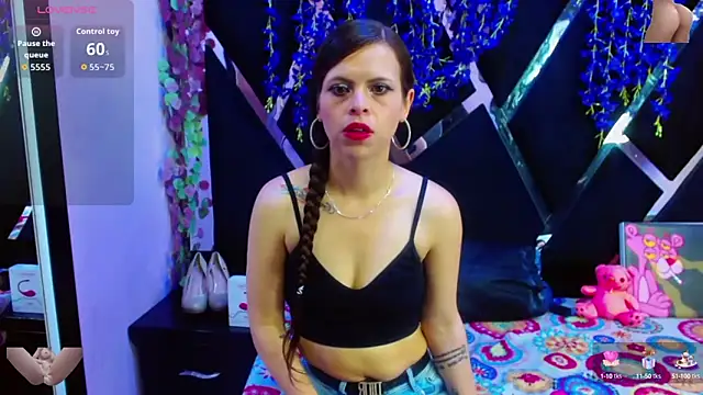 Mariana Benett online show from 14, 9, 2025