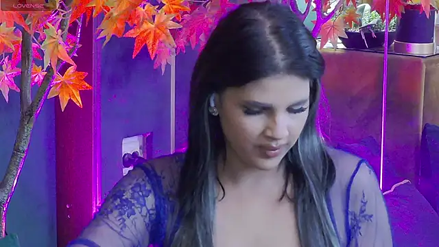 Snapshot of GiuliaHarvey chatting on 16, 9, 2025 GiuliaHarvey online show from 16, 9, 2025