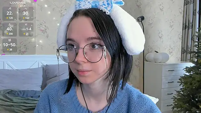 Nora Failure online show from 10, 1, 2025