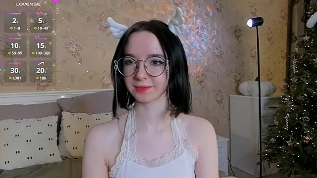 Nora Failure online show from 28, 12, 2024