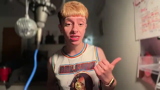 twentywithafelonyy online show from 26, 2, 2025