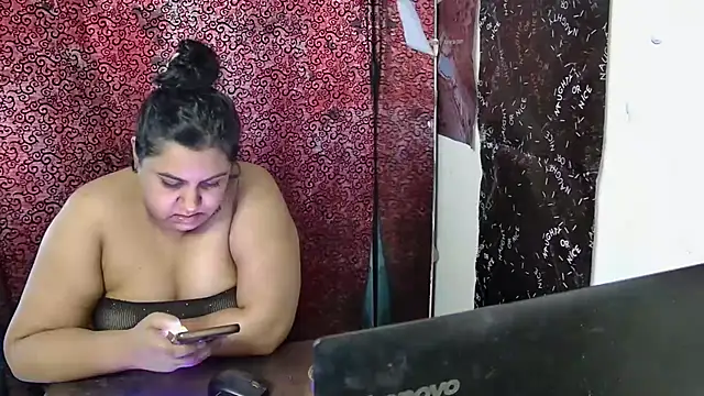 GoddessLorenaTheeSiren online show from 15, 1, 2026