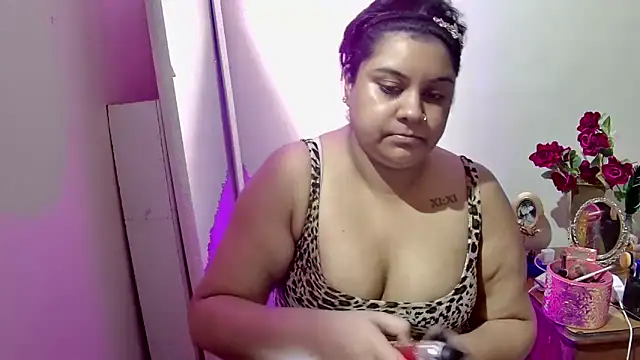 GoddessLorenaTheeSiren online show from 6, 3, 2025