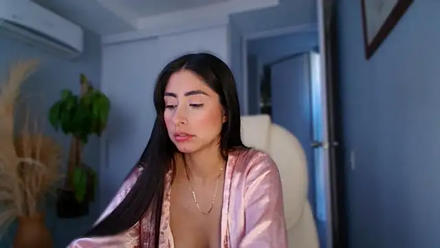 auroracaruso11 online show from 28, 9, 2025