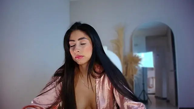 auroracaruso11 online show from 19, 11, 2025