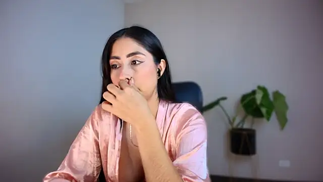 auroracaruso11 online show from 14, 12, 2025