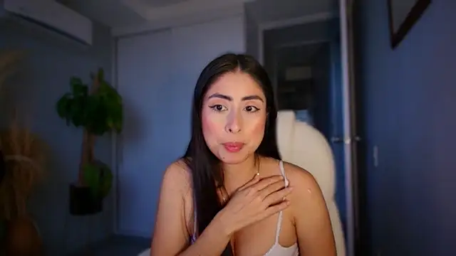 auroracaruso11 online show from 20, 9, 2025