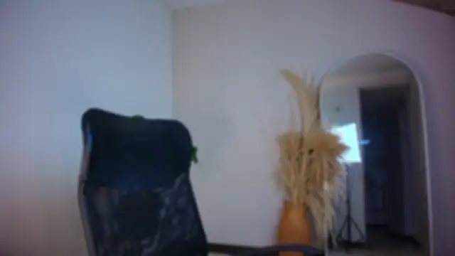 auroracaruso11 online show from 1, 12, 2025