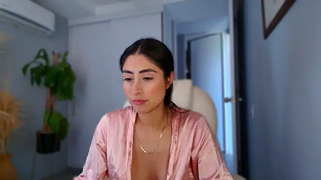 auroracaruso11 online show from 8, 9, 2025