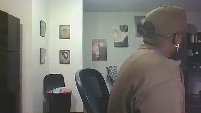 Stayinalive1992 online show from 14, 10, 2025