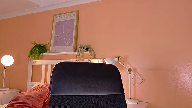 ParisFox  online show from 7, 11, 2025