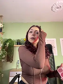 Liittleluaa  online show from 17, 9, 2025