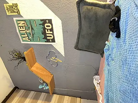 Liittleluaa  online show from 20, 2, 2025