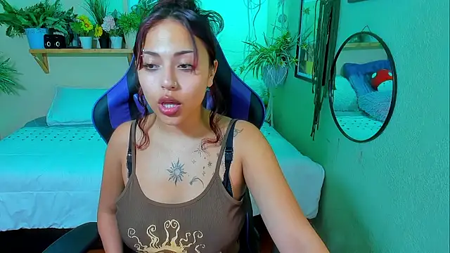 Liittleluaa  online show from 3, 10, 2025