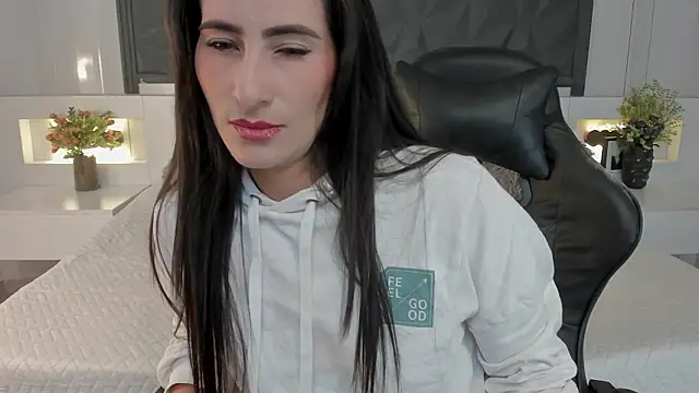 SaraGomez1 online show from 16, 2, 2026